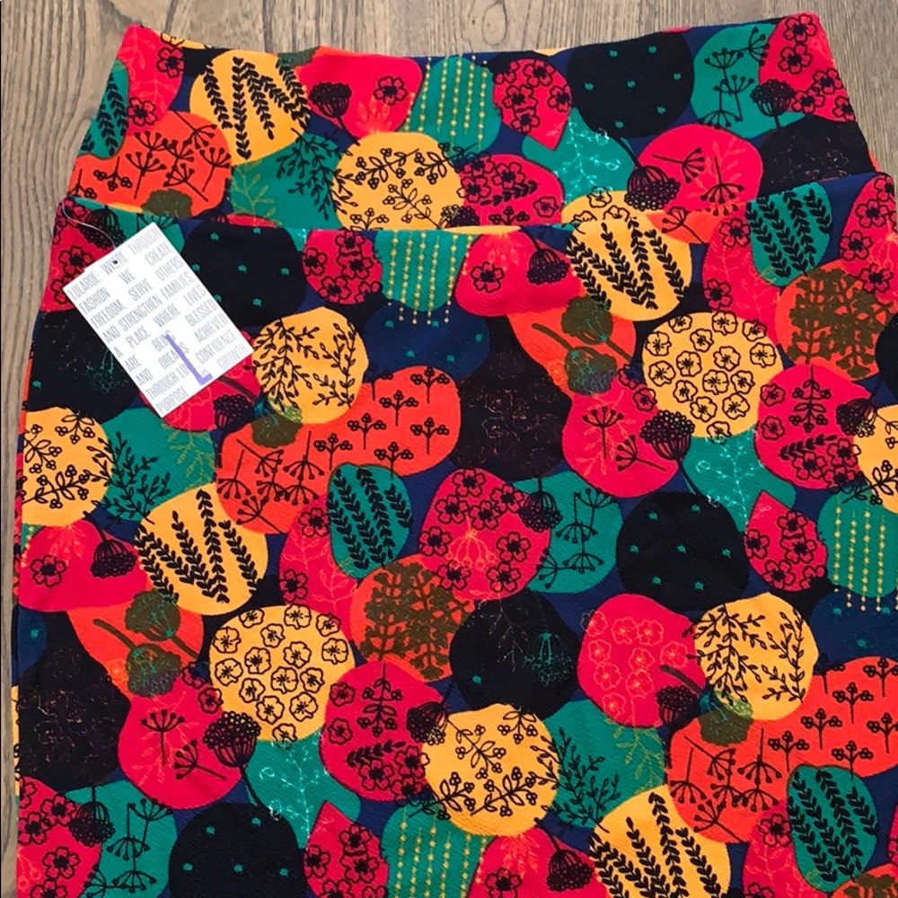 Lularoe Cassie skirt